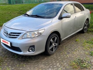 2011 Toyota Corolla X (E140, E150) Рестайлинг, серебристый, 690000 рублей, вид 1