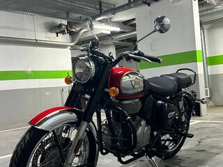 2024 Royal Enfield Classic 350, красный, 460000 рублей, вид 4