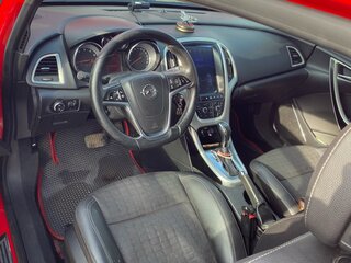 2012 Opel Astra GTC J Рестайлинг, красный, 870000 рублей, вид 5