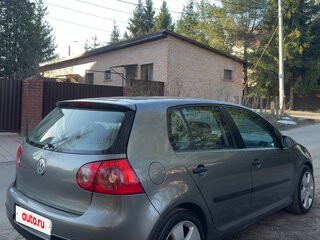 2005 Volkswagen Golf V, серый, 410000 рублей, вид 5