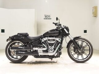 2022 Harley-Davidson Breakout, чёрный, 1810000 рублей, вид 2