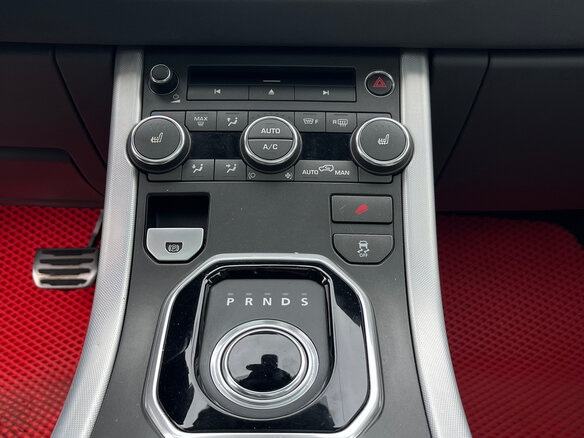 2012 Land Rover Range Rover Evoque 6-speed I, белый, 1600000 рублей - вид 16