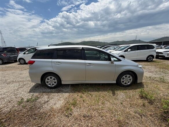 2011 Toyota Wish II, серебристый - вид 5
