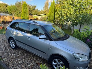 2013 Skoda Fabia II Рестайлинг, серебристый, 699000 рублей, вид 5