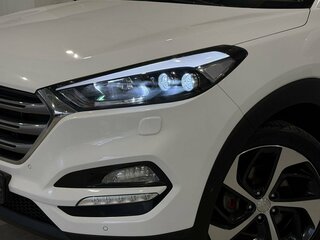 2016 Hyundai Tucson III, белый, 1900000 рублей, вид 2