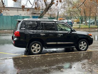 2015 Toyota Land Cruiser 200 Series Рестайлинг 1, чёрный, 4500000 рублей, вид 3