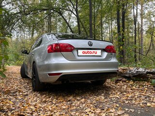 2012 Volkswagen Jetta VI, серебристый, 1100000 рублей, вид 4