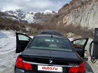 2010 BMW 7 серии Long 750Li xDrive V (F01/F02/F04), чёрный, 1400000 рублей, вид 3