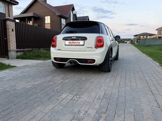 2015 Mini Hatch Cooper S III (F55/F56), белый, 1549000 рублей, вид 3