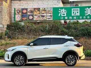 2023 Nissan Kicks I Рестайлинг, белый, 1600000 рублей, вид 3