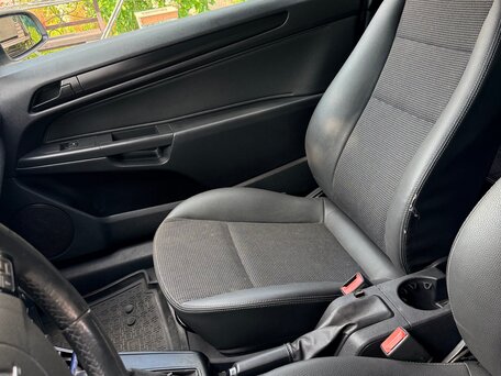 2009 Opel Astra GTC H Рестайлинг, серебристый, 350000 рублей, вид 4