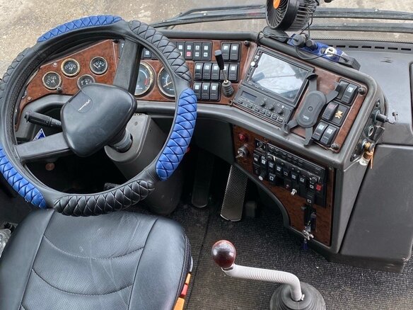 2002 Bova Futura, белый, 1600000 рублей - вид 5