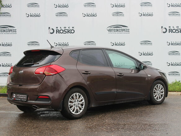 2012 Kia Ceed II, коричневый, 560000 рублей - вид 4