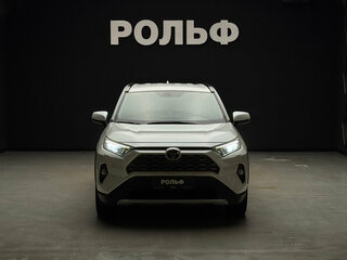 2020 Toyota RAV4 V (XA50), белый, 2690000 рублей, вид 2