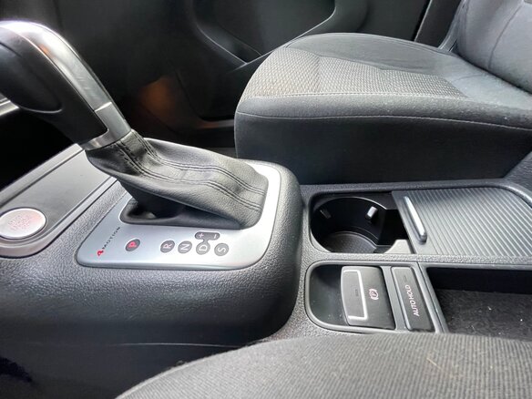 2013 Volkswagen Tiguan I Рестайлинг, белый - вид 19