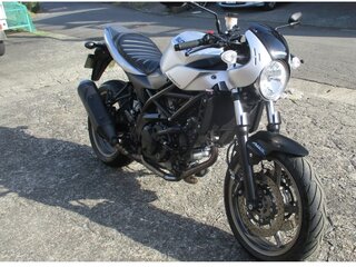 2024 Suzuki SV 650, серебристый, 720000 рублей, вид 1