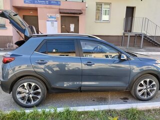 2020 Kia Stonic I, синий, 1950000 рублей, вид 3