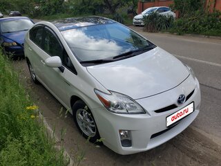 2009 Toyota Prius III (XW30), белый, 1110000 рублей, вид 2