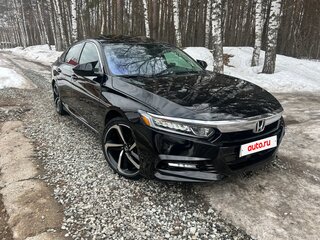 2017 Honda Accord X, чёрный, 2470000 рублей, вид 5