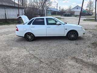 2016 Lada (ВАЗ) Priora I Рестайлинг, белый, 520000 рублей, вид 1