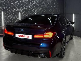 2019 BMW 5 серии 520d xDrive VII (G30/G31/G38), синий, 3855000 рублей, вид 3