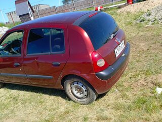 2001 Renault Clio II, красный, 300000 рублей, вид 1