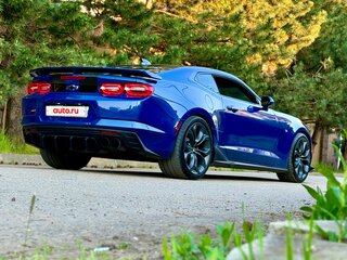 2019 Chevrolet Camaro VI Рестайлинг, синий, 3350000 рублей, вид 5