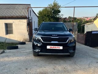 2022 Kia Seltos I, чёрный, 1800000 рублей, вид 2