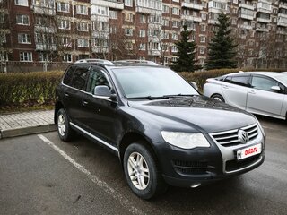 2008 Volkswagen Touareg I Рестайлинг, чёрный, 700000 рублей, вид 3