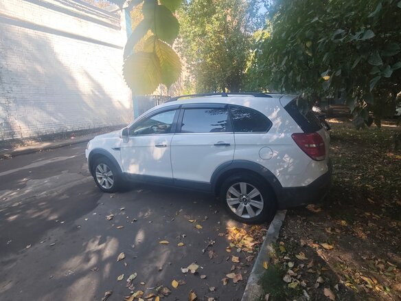 2014 Chevrolet Captiva I Рестайлинг 2, белый, 1520000 рублей - вид 3