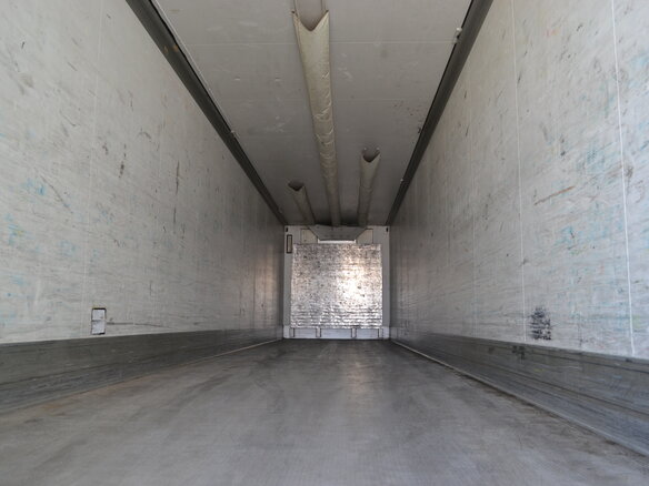2011 Schmitz Cargobull SKO, белый, 2500000 рублей - вид 4