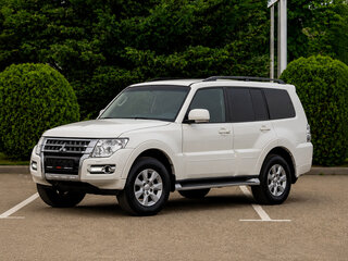 Mitsubishi Pajero IV Рестайлинг 2