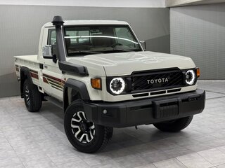 Toyota Land Cruiser 79 70 Series Рестайлинг 2