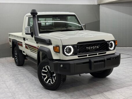 Toyota Land Cruiser 70 Series Рестайлинг 2