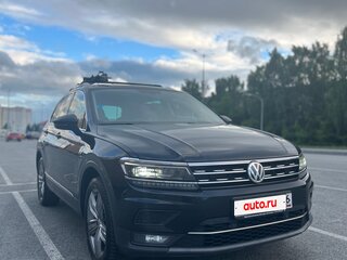 2018 Volkswagen Tiguan II, чёрный, 2150000 рублей, вид 2