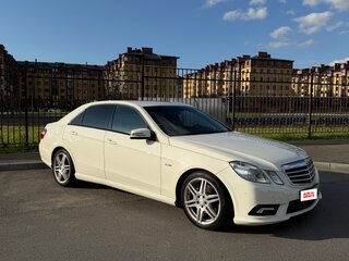 2011 Mercedes-Benz E-Класс 200 5G-Tronic IV (W212, S212, C207), белый, 1390000 рублей, вид 3