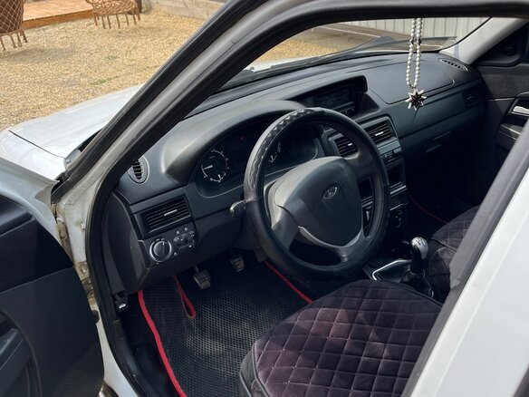 2014 Lada (ВАЗ) Priora I Рестайлинг, белый, 580000 рублей - вид 4