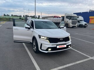 2021 Kia Sorento IV, белый, 3990000 рублей, вид 4