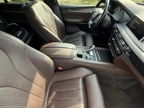 2017 BMW X5 35i III (F15), чёрный, 4200000 рублей - вид 16