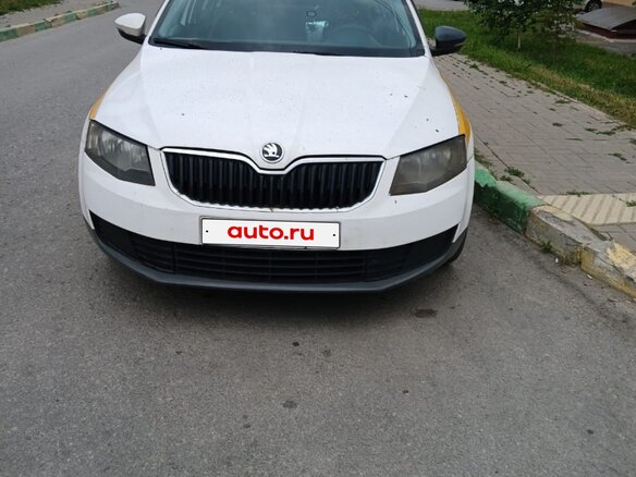 2016 Skoda Octavia III (A7), белый, 600000 рублей