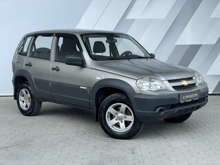 2013 Chevrolet Niva I Рестайлинг, коричневый, 525000 рублей, вид 3