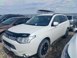 Mitsubishi Outlander III
