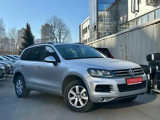 2011 Volkswagen Touareg II, серый, 1149000 рублей, вид 1