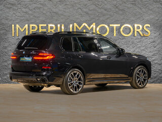 2026 BMW X7 M60i I (G07) Рестайлинг, чёрный, 22290000 рублей, вид 5
