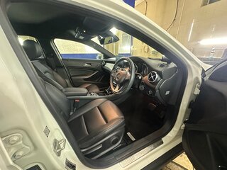 2017 Mercedes-Benz GLA 180 I (X156) Рестайлинг, белый, 1880000 рублей, вид 5