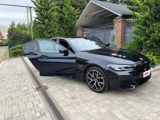 2021 BMW 5 серии 530e xDrive VII (G30/G31/G38) Рестайлинг, чёрный, 5690000 рублей, вид 4