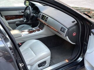 2014 Jaguar XF I Рестайлинг, серый, 1499999 рублей, вид 5