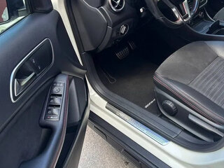 2014 Mercedes-Benz GLA 250 I (X156), белый, 2200000 рублей, вид 4