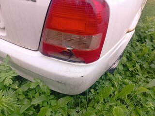 2002 Mazda Familia VIII (BJ), белый, 171000 рублей, вид 4