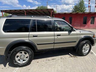 2002 Mitsubishi Montero Sport I, серый, 850000 рублей, вид 4